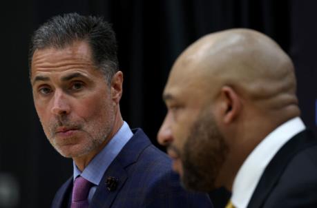 EL SEGUNDO, CALIFORNIA - JUNE 06: Rob Pel<em></em>inka Vice President Operations of the Los Angeles Lakers reacts as new head coach of the Los Angeles Lakers Darvin Ham speaks to the media during a press co<em></em>nference at UCLA Health Training Center on June 06, 2022 in El Segundo, California. (Photo by Harry How/Getty Images)