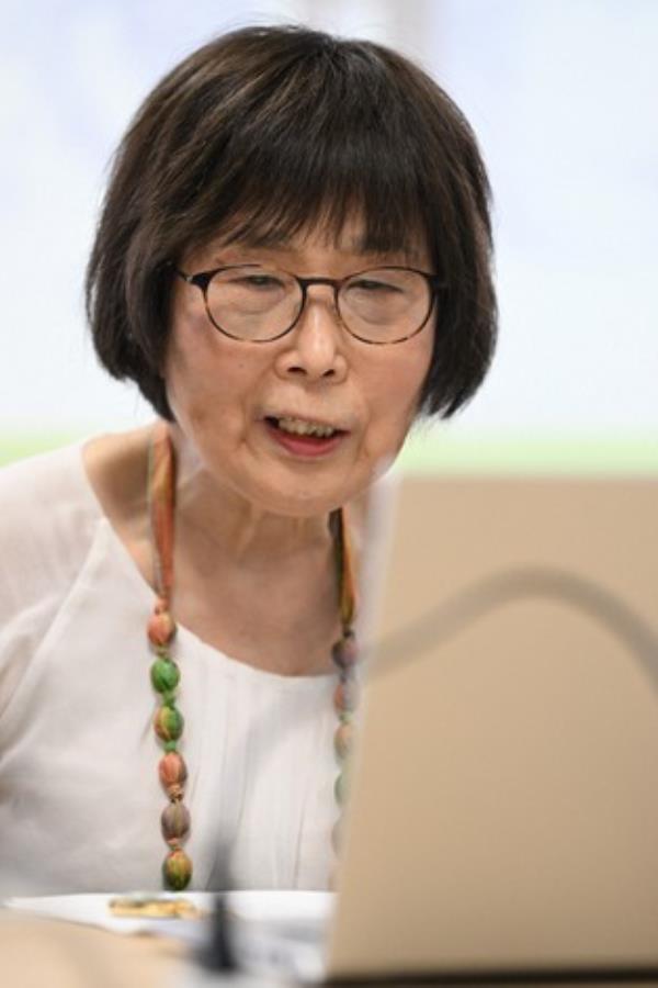 广岛原子弹爆炸幸存者继续用英语分享战争的残酷