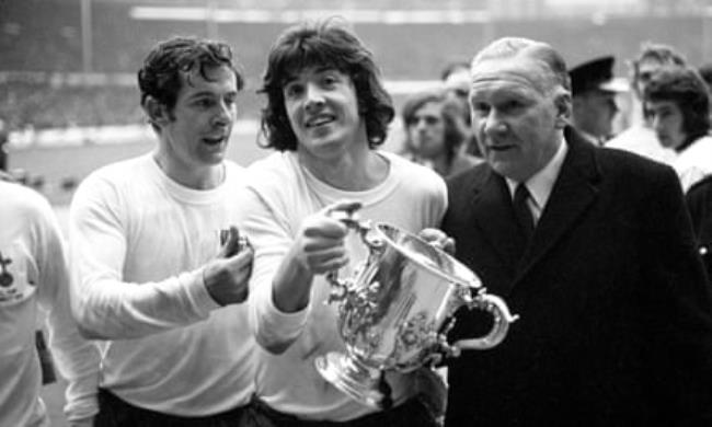 Alan Mullery, Joe Kinnear and Bill Nicholson with the League Cup trophy