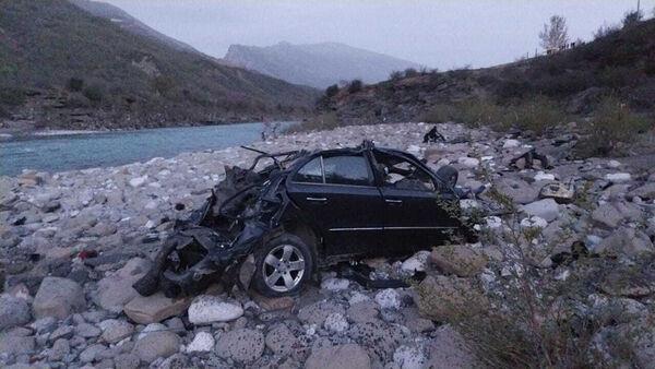 Eight dead after vehicle carrying suspected migrants crashes into Albanian river