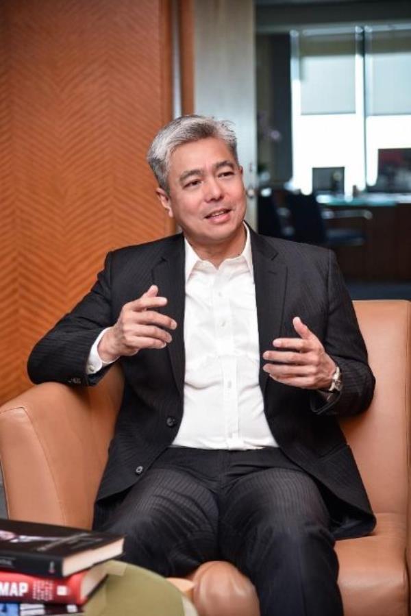 “If you are someone who believes in lifelong learning, and wants to be in the driver’s seat of your career, PETRo<em></em>nAS will empower you to meet your aspirations,” says PETRONAS’ Upstream executive vice president and chief executive officer Datuk Adif Zulkifli.