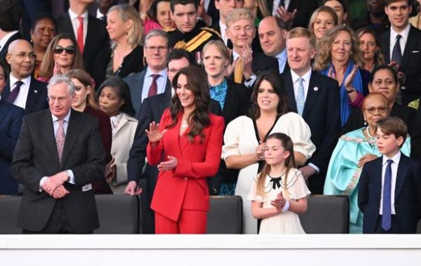 'It would start to look like a horrible replay of heir versus spare...'