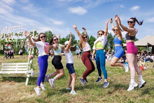 Wellfest goers turn out in huge numbers for two days of health, fitness and wellness enthusiasts. Picture: Marc O'Sullivan