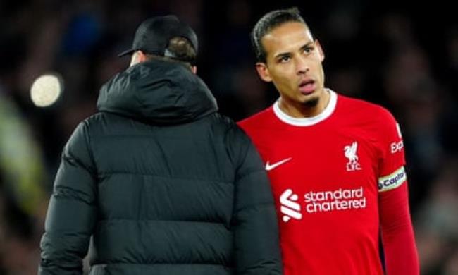 Virgil van Dijk with Jürgen Klopp 