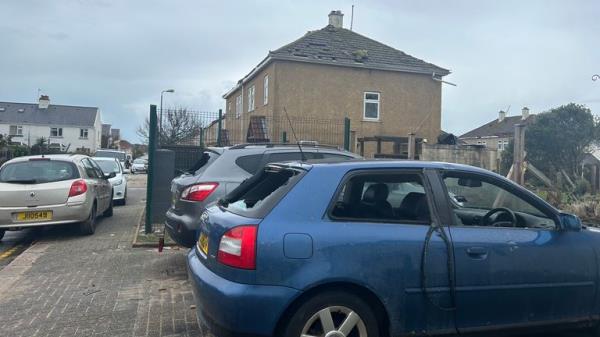 Damage after storm Ciaran hit Jersey's Princess Place</p>

<p>　　Pictures sent via Hope Yeomans