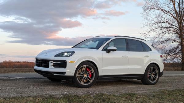 2024 Porsche Cayenne S