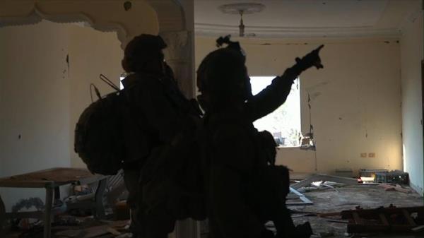 The Israeli military said on Mo<em></em>nday it was co<em></em>ntinuing ground operations in the Gaza Strip. Pic: AP