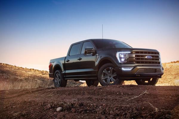 F-150 Lariat. Ford