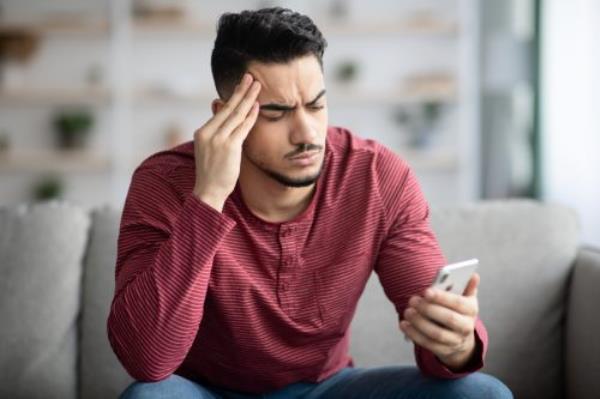 man with light sensitivity