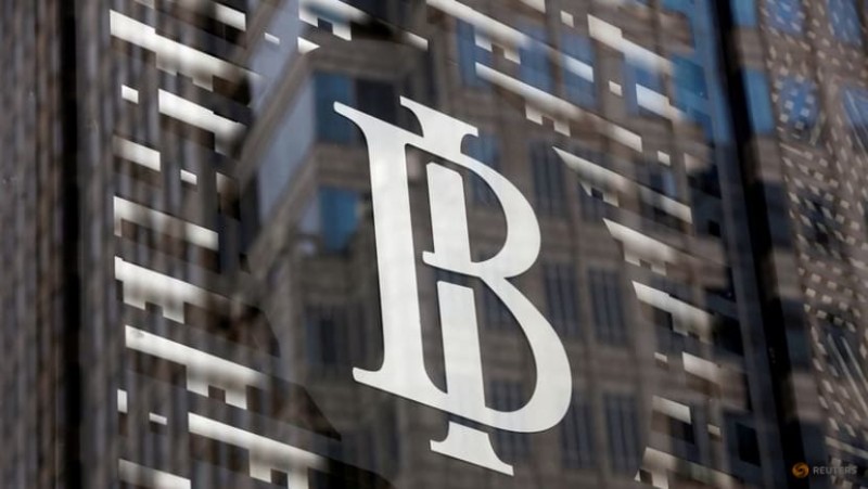 Bank Indo<em></em>nesia to hold rates through Q3 to support weak rupiah, cut in Q4: Reuters poll