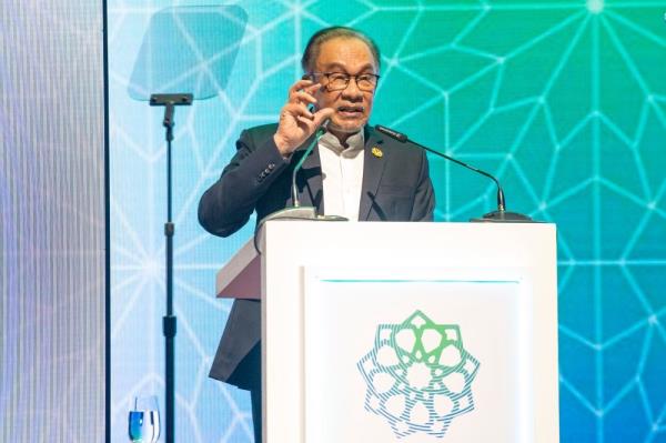  At global forum, PM Anwar touts Islamic economy’s potential to rival ‘unbridled capitalism’