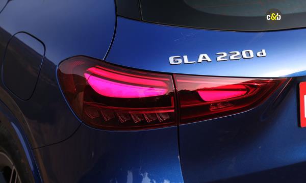 Mercedes Benz GLA 220d 9
