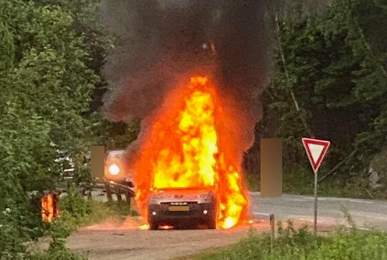 News, Fire |  Fuel burns – man in hospital