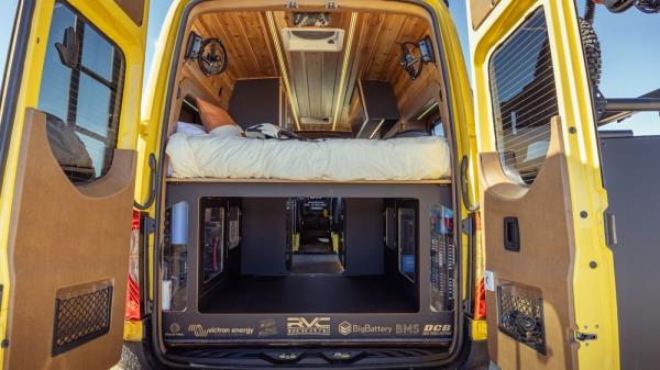 004 2024 Rogue Van Company Interior