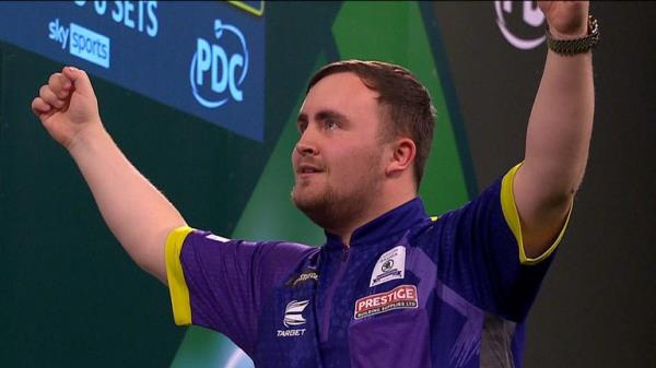 Luke Littler reaches World Darts Champio<em></em>nship final