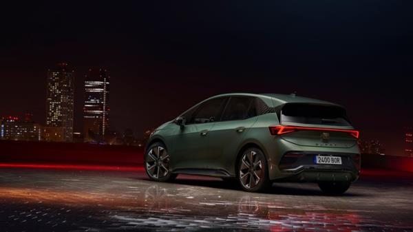 Born again: Cupra reveals new 322bhp hot hatch