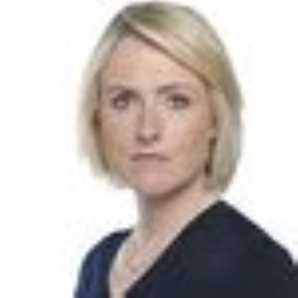 diana magnay headshot</p>

<p>　　