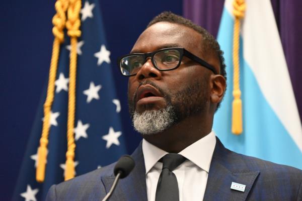 Chicago Mayor Brandon Johnson 