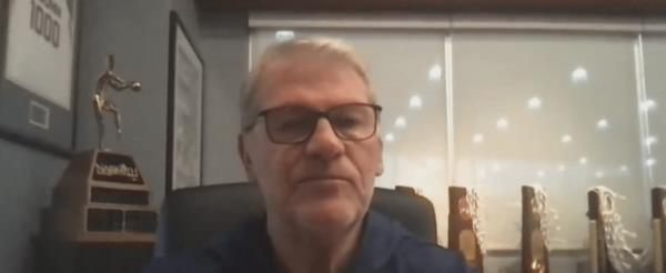 Geno Auriemma believes Dan Hurley can be successful as the Lakers' coach.