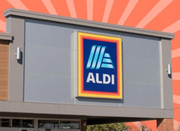 aldi store exterior 