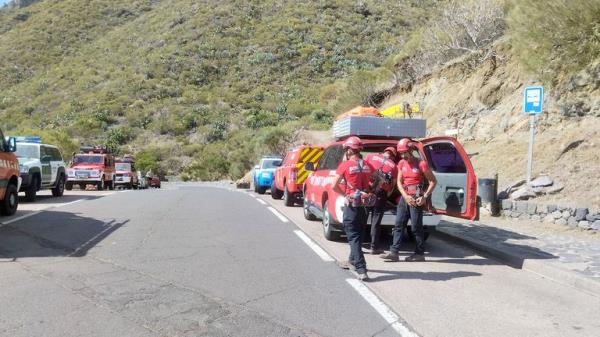 Pic: Bomberos Voluntarios de Santiago del Teide</p>

<p>　　