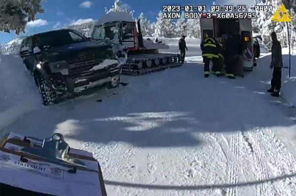 Renner is seen being loaded into an ambulance after being rescued by emergency perso<em></em>nnel on Jan. 1, 2023.