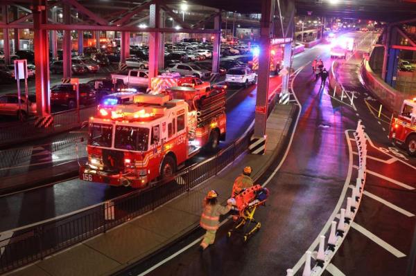 Firefighters and other first respo<em></em>nders at the Staten Island Ferry wher<em></em>e a fire started.