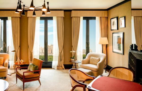 The unit looks out to grand Central Park views.