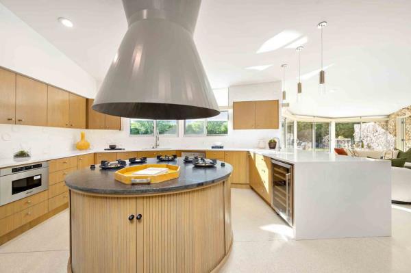 elvis ho<em></em>neymoon house sells