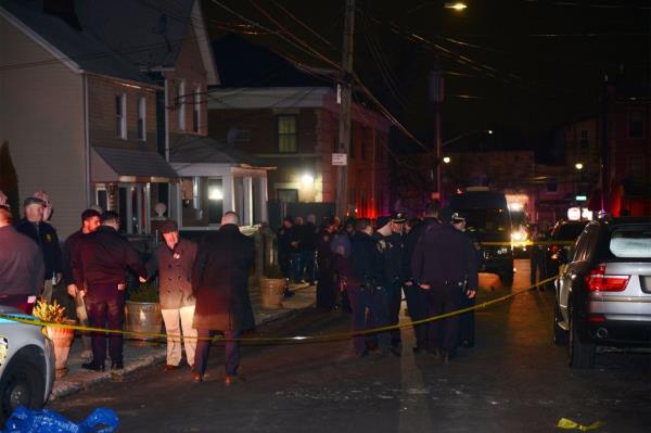 NYPD OFFICER STABBED