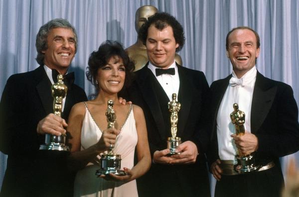 Burt Bacharach, Carole Bayer Sager, Christopher Cross and Peter Allen, winners of the Oscar for best original song 