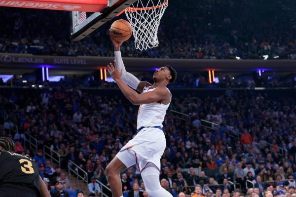 RJ Barrett was exactly what the Knicks needed him to be Friday night against the Cavaliers.