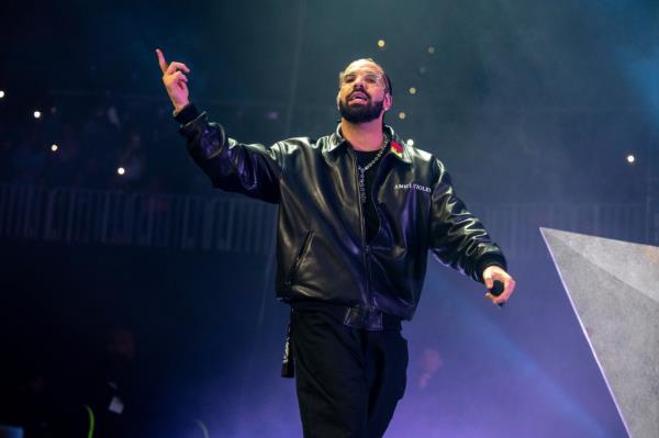Drake performs during Lil Baby's Birthday Party at State Farm Arena on Saturday, Dec. 9, 2022, in Atlanta.