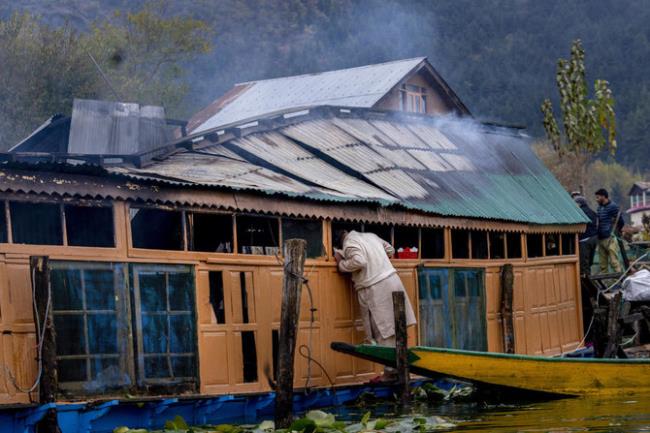 Three Bangladeshi tourists die in houseboat fire in India's Kashmir