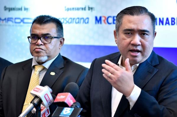 Anthony Loke: New road tax structure for EVs to be announced next mo<em></em>nth 