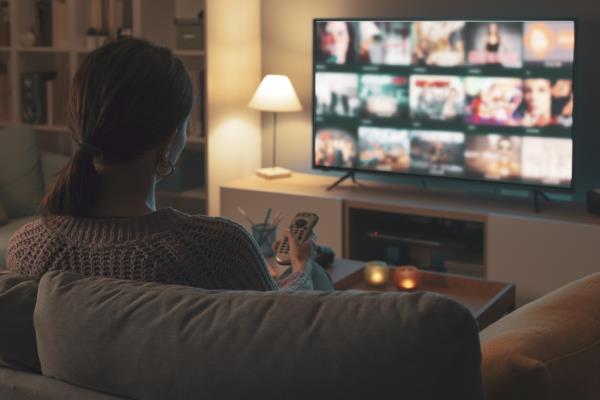 Users may soon be able to purchase a mo<em></em>nthly streaming subs<em></em>cription that includes AppleTV+ and Paramount+, according to The Wall Street Journal.
