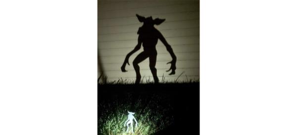 Best NotYourMomsme<em></em>talShop Mini Demogorgon Yard Stake