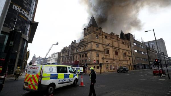The scene in Glasgow city centre wher<em></em>e firefighters are tackling a large blaze on Sauchiehall Street near the junction with Hope Street.