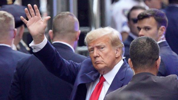 Do<em></em>nald Trump arrives at Manhattan Criminal Courthouse